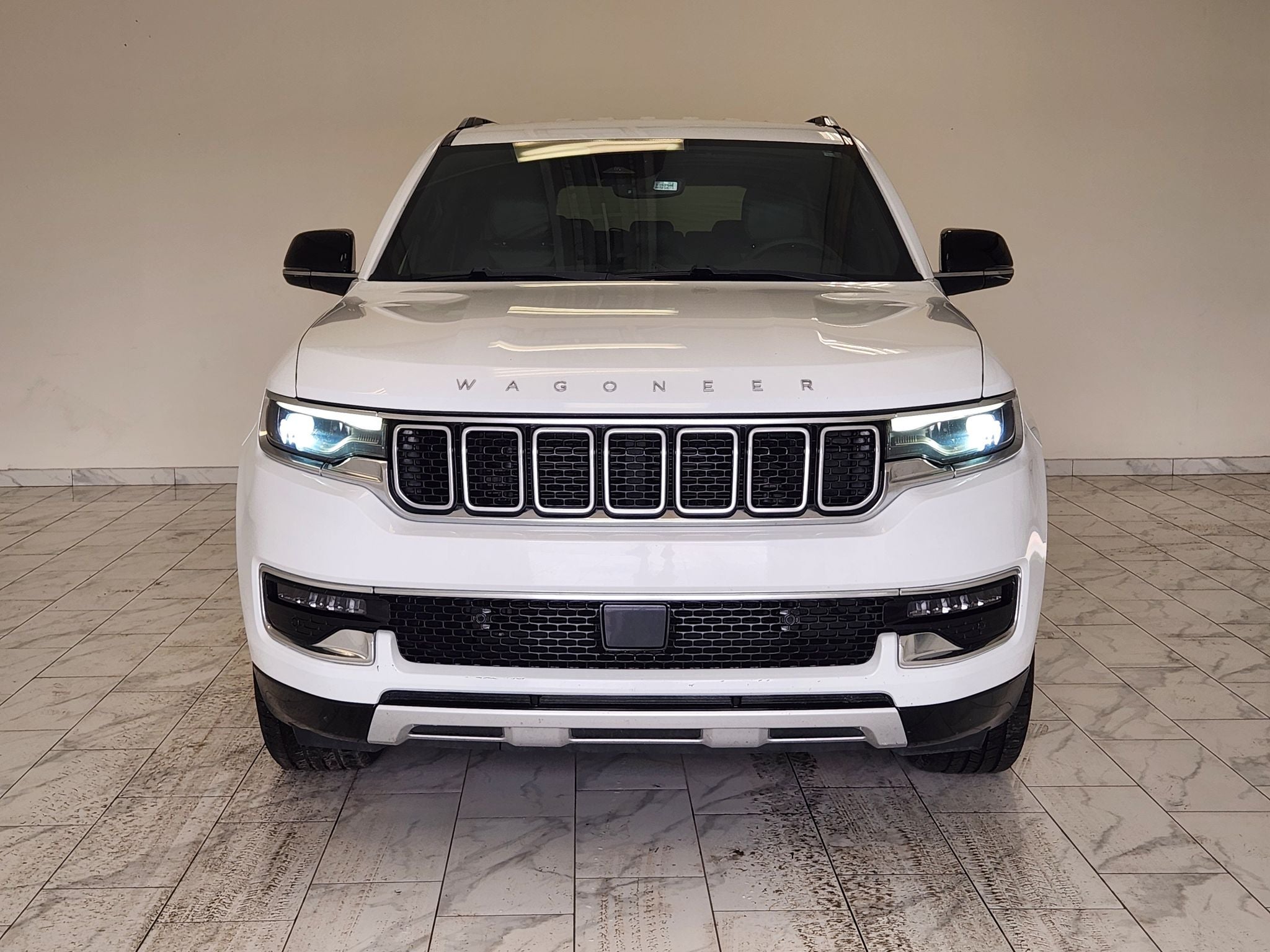2024 Jeep Wagoneer L Series II — photo 2