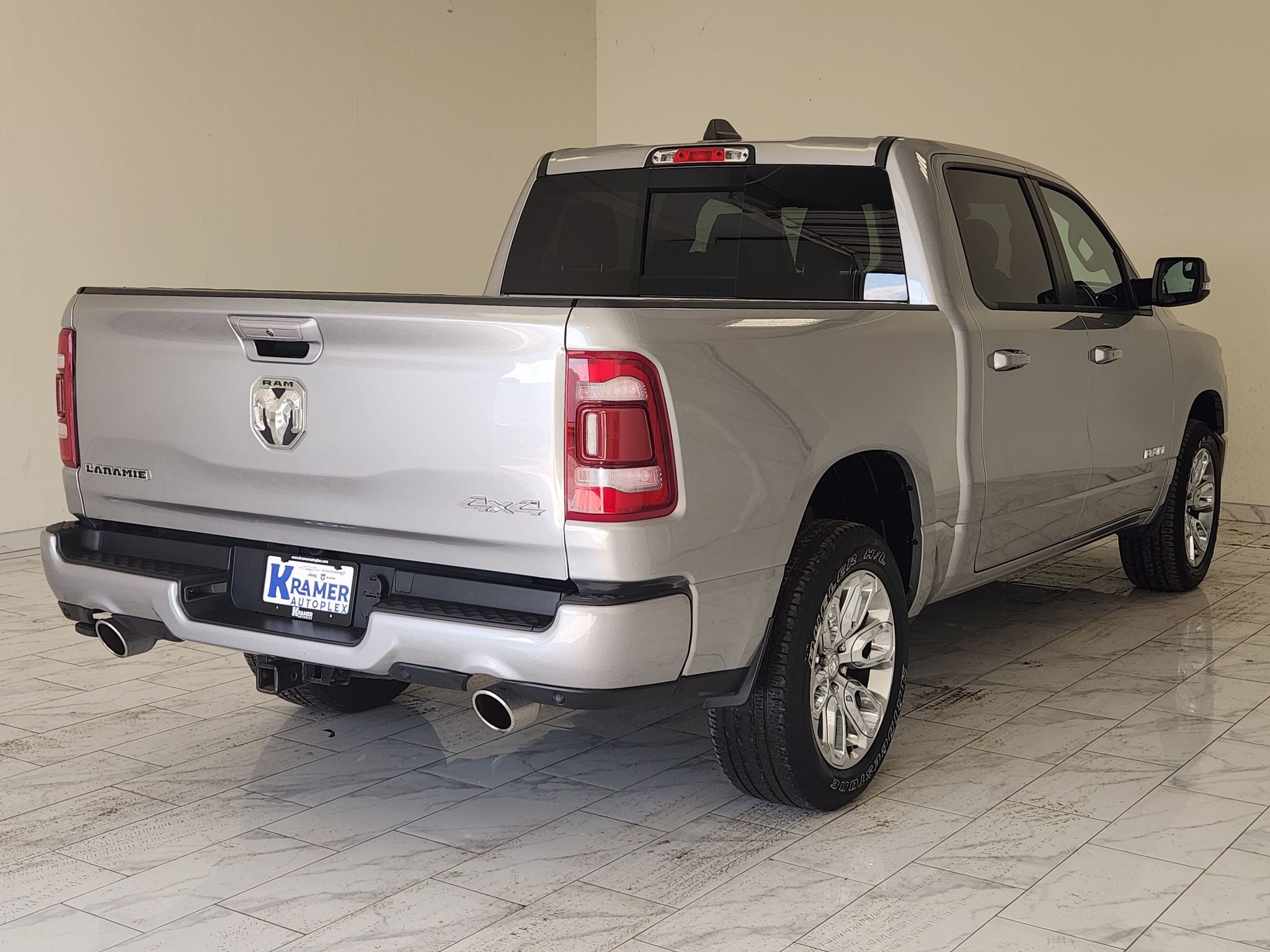 2024 RAM 1500 Laramie — photo 5