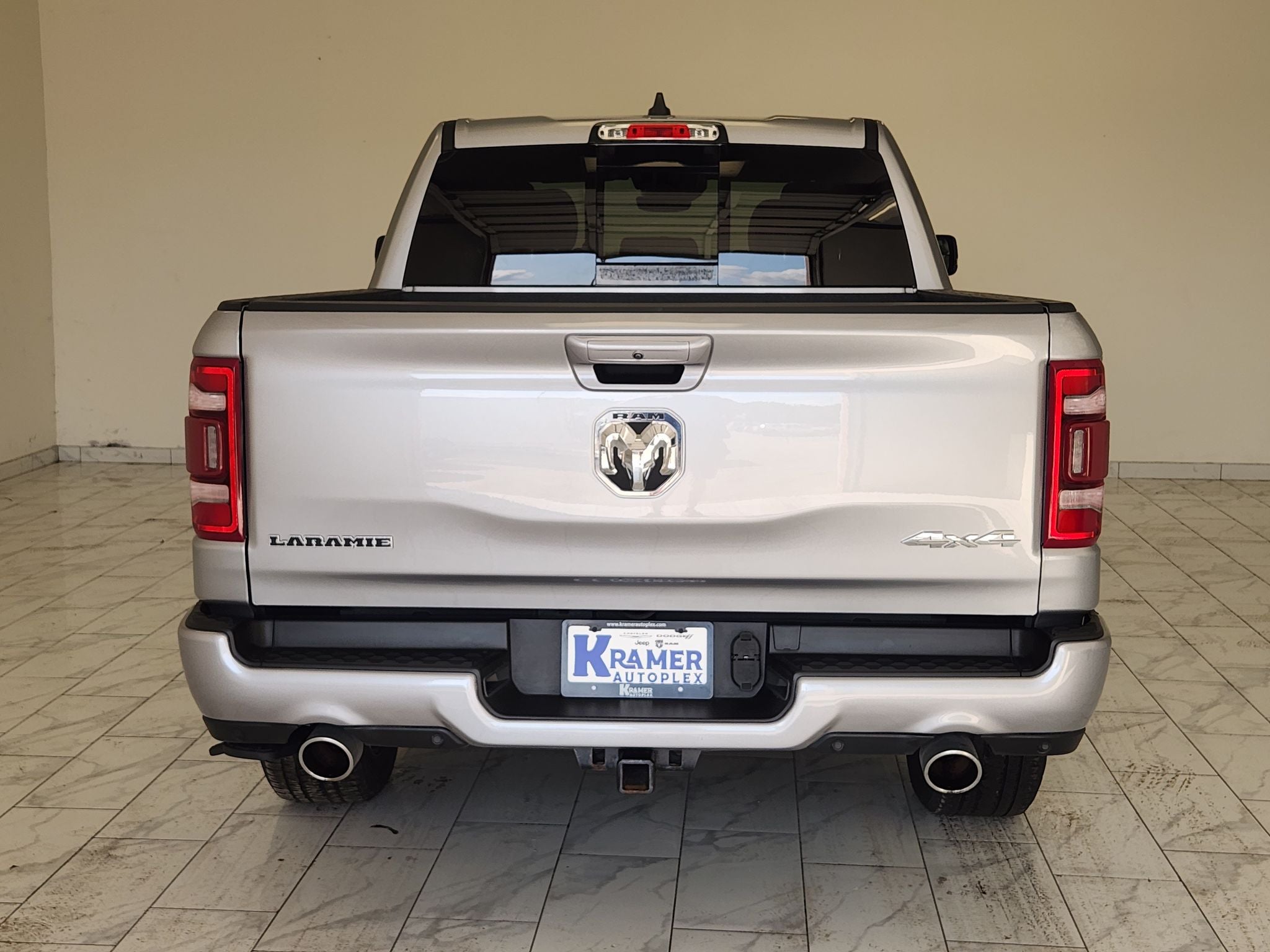 2024 RAM 1500 Laramie — photo 6
