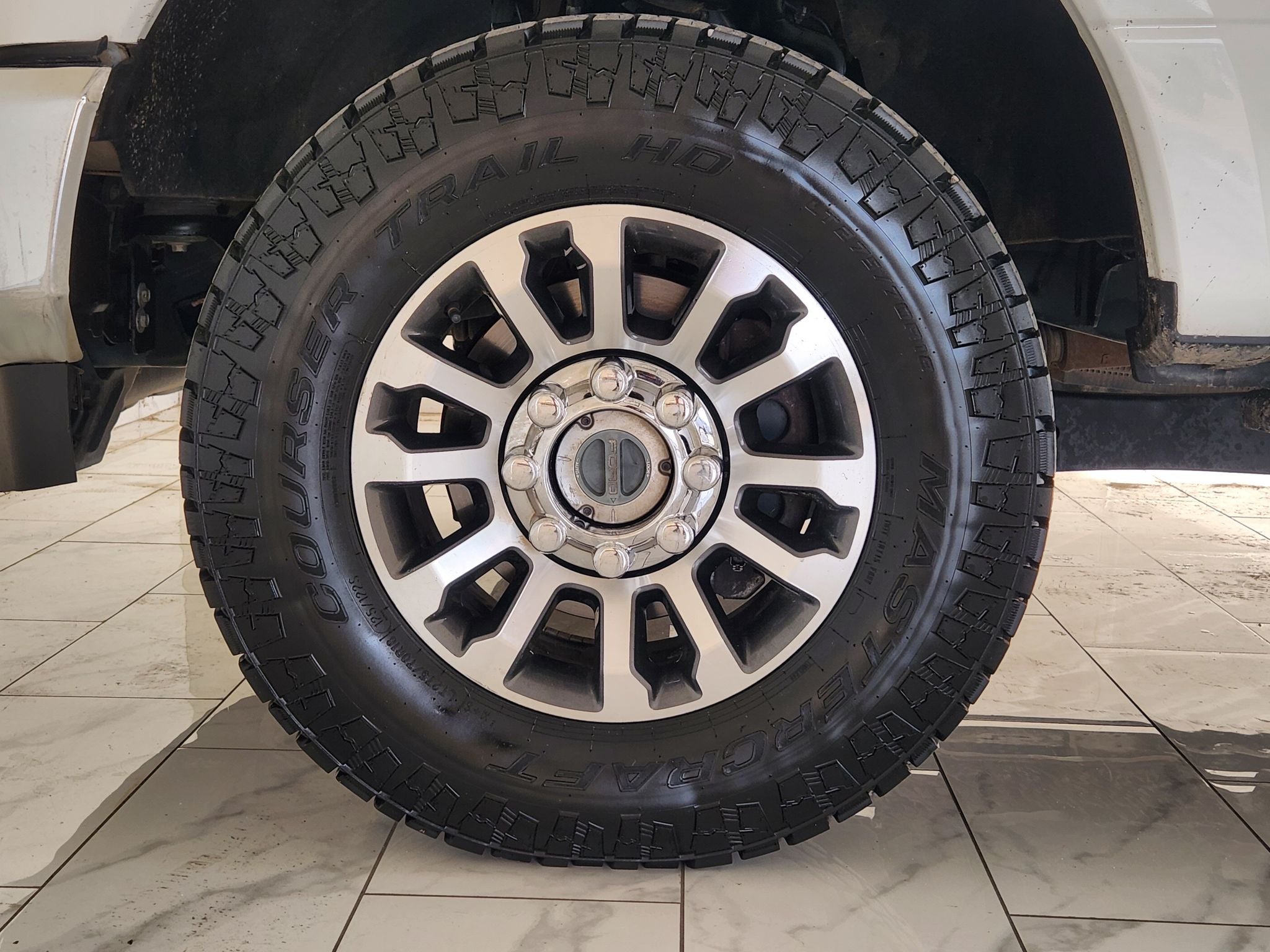 2022 Ford F-250 LARIAT — photo 10