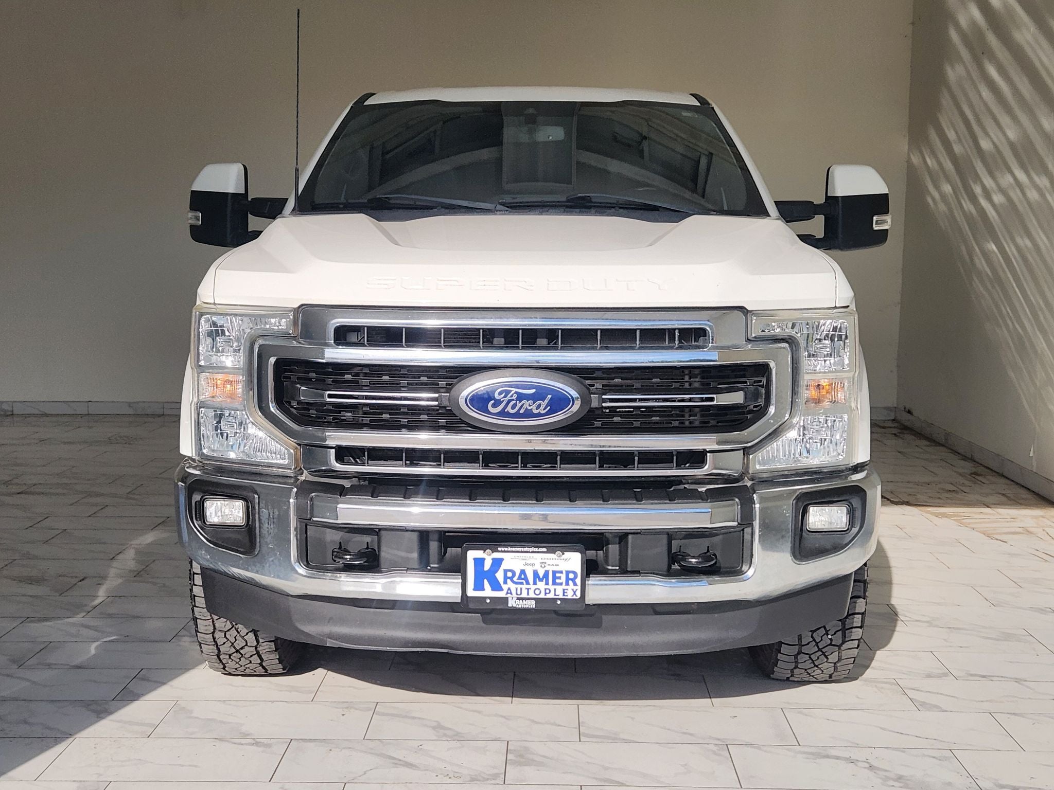 2022 Ford F-250 LARIAT — photo 2