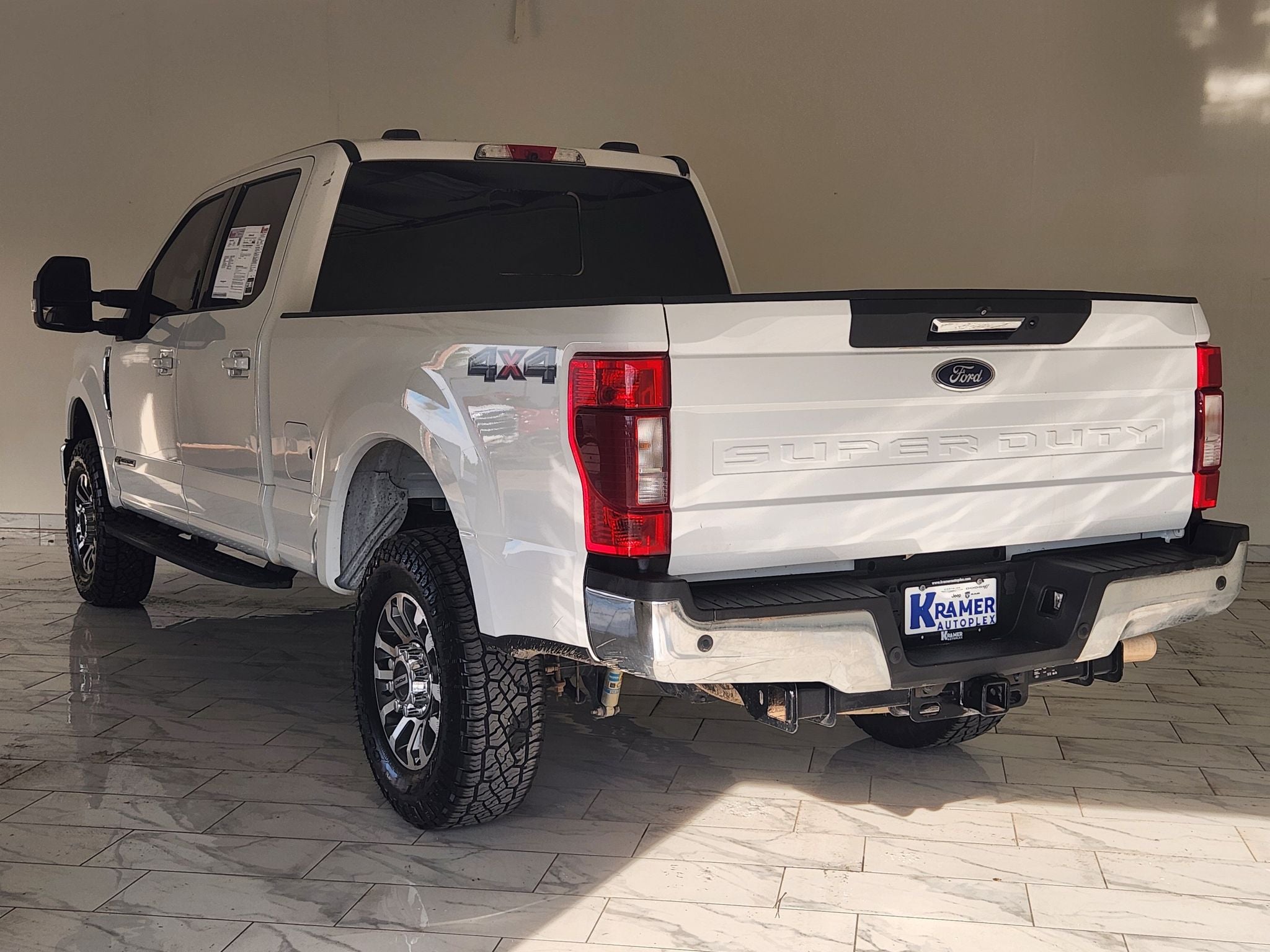 2022 Ford F-250 LARIAT — photo 5