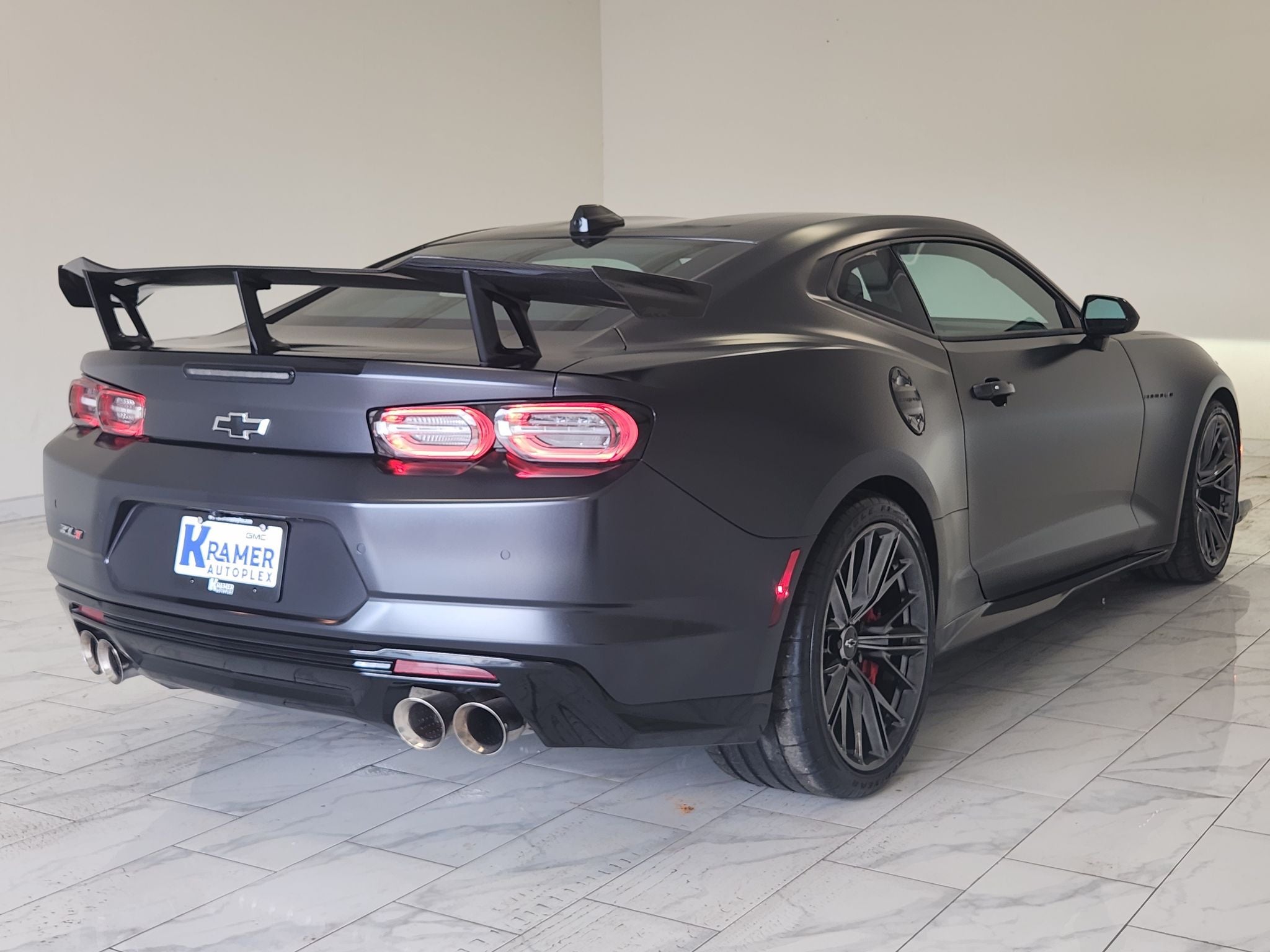 2024 Chevrolet Camaro ZL1 — photo 5