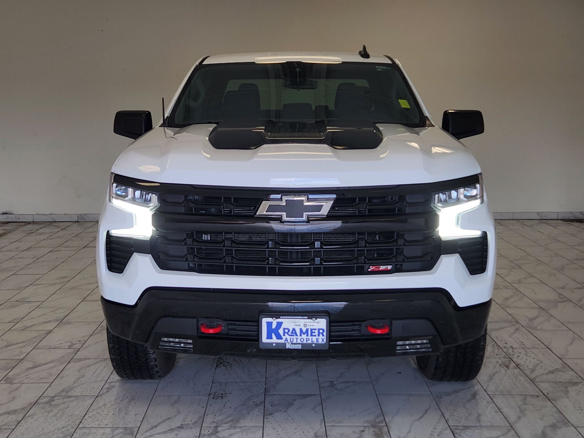 2025 Chevrolet Silverado 1500 LT Trail Boss — photo 2