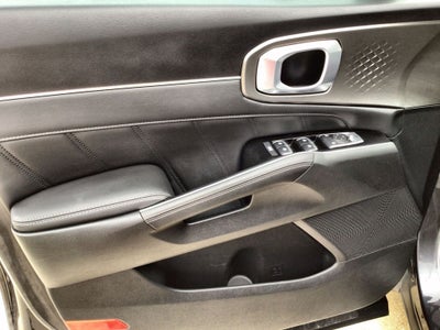 2022 Kia Sorento Plug-In Hybrid SX