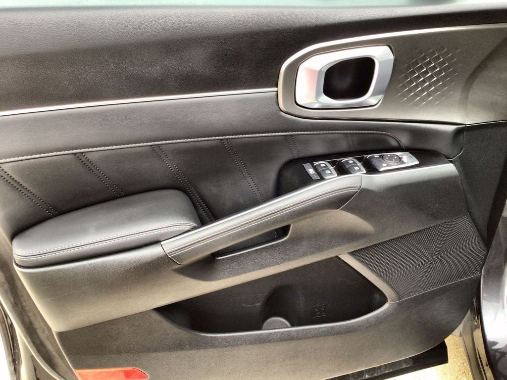 2022 Kia Sorento Plug-In Hybrid SX