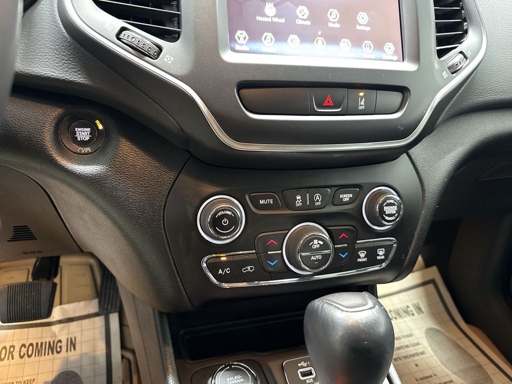 2022 Jeep Cherokee Latitude Lux 4x4