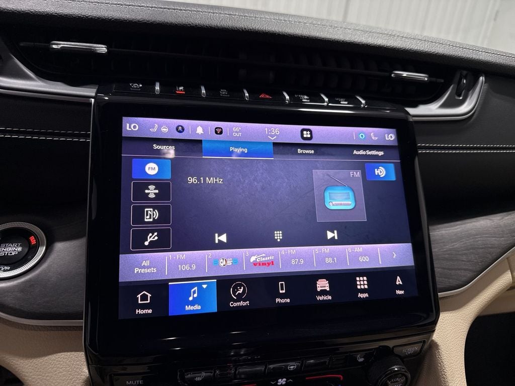 2025 Jeep Grand Cherokee L Limited 4x2