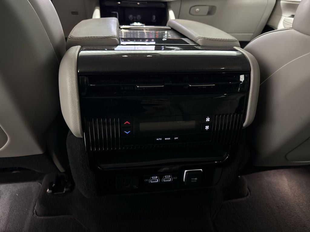 2022 Jeep Wagoneer Series I 4x2