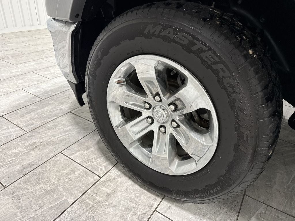 2021 RAM 1500 Laramie Crew Cab 4x4 5'7' Box