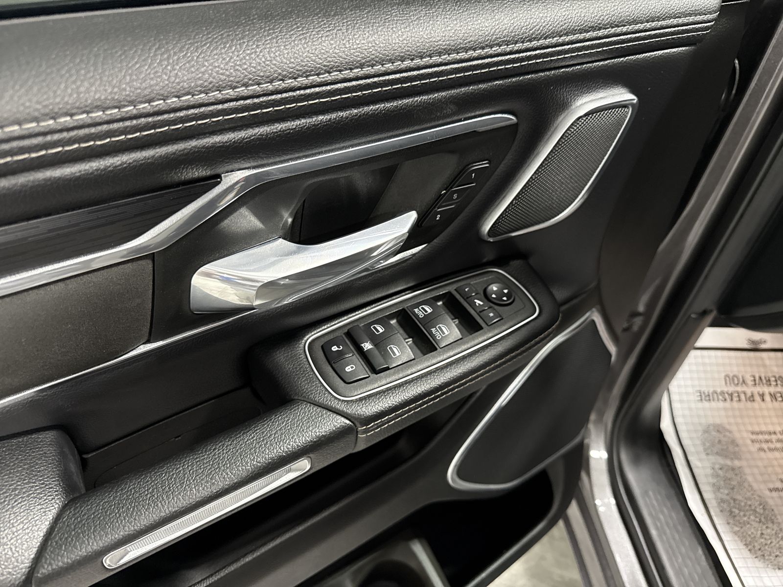 2023 RAM Ram 1500 Laramie