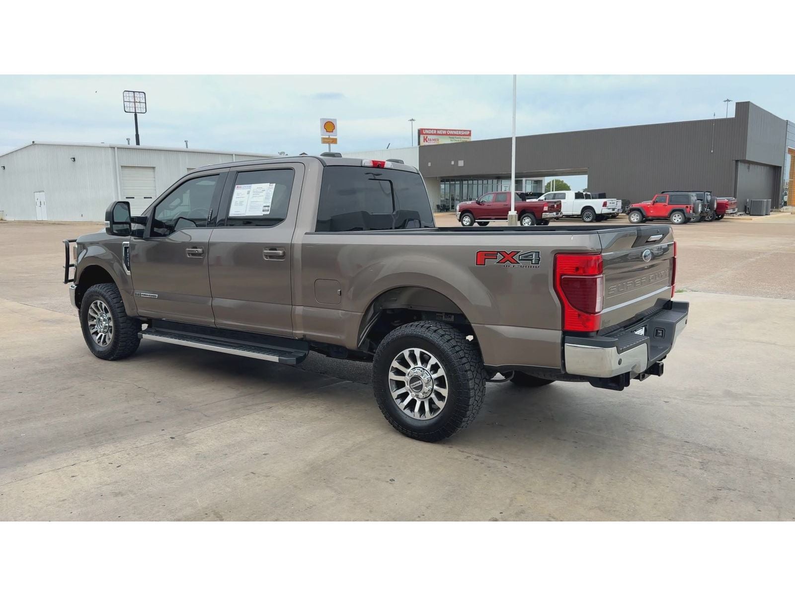 2022 Ford F-250 LARIAT — photo 6