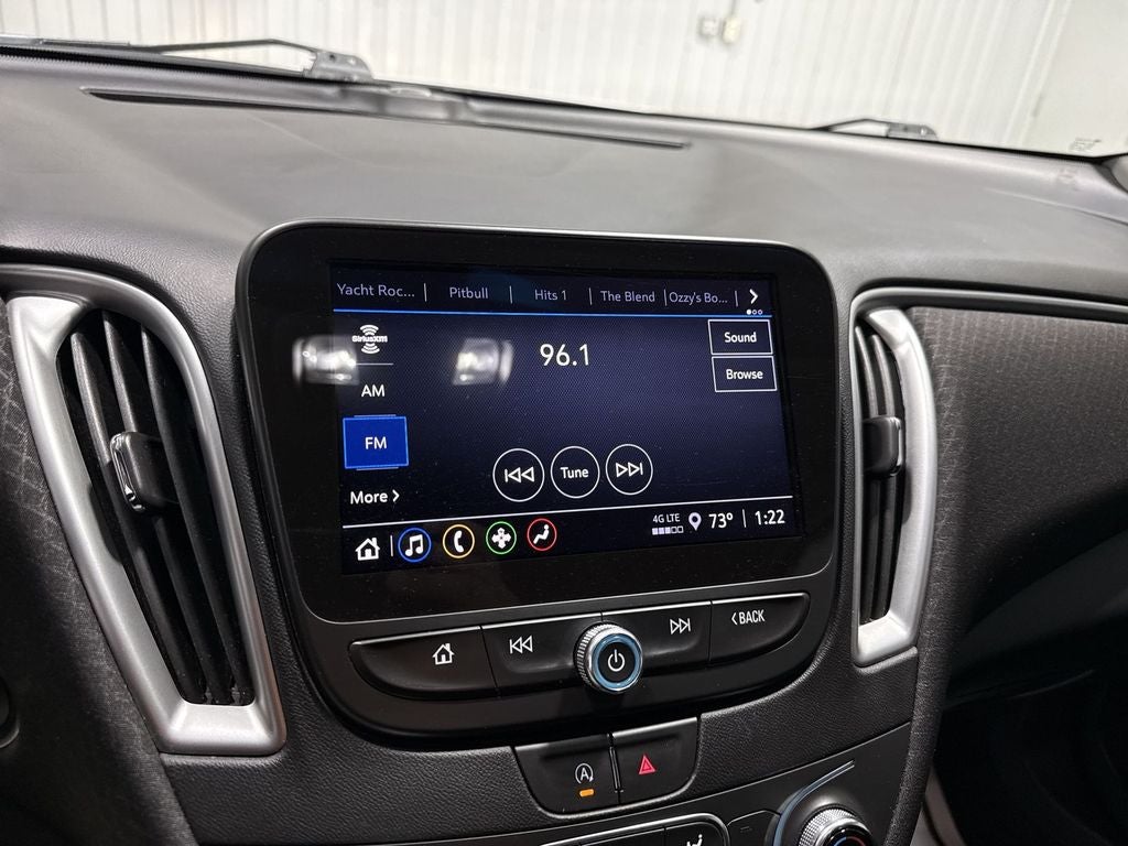 2022 Chevrolet Malibu FWD LT