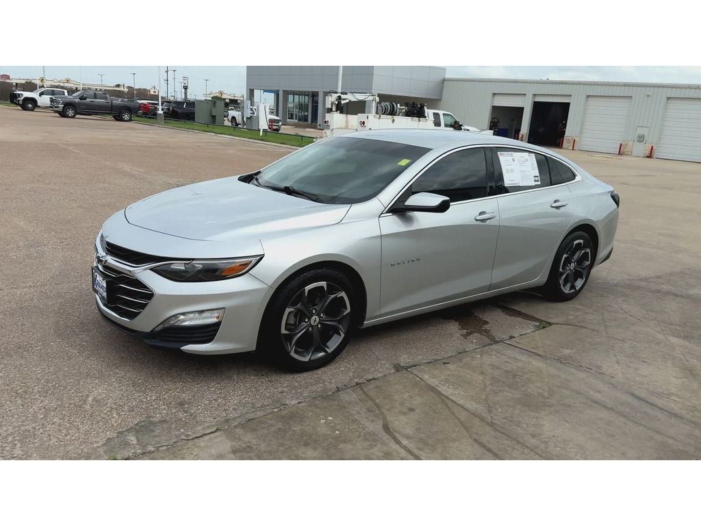 2022 Chevrolet Malibu FWD LT