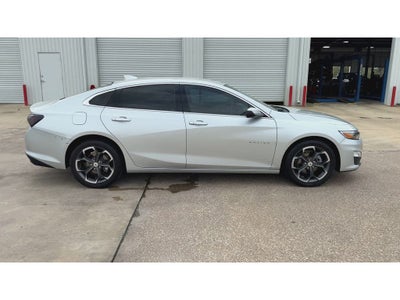 2022 Chevrolet Malibu FWD LT