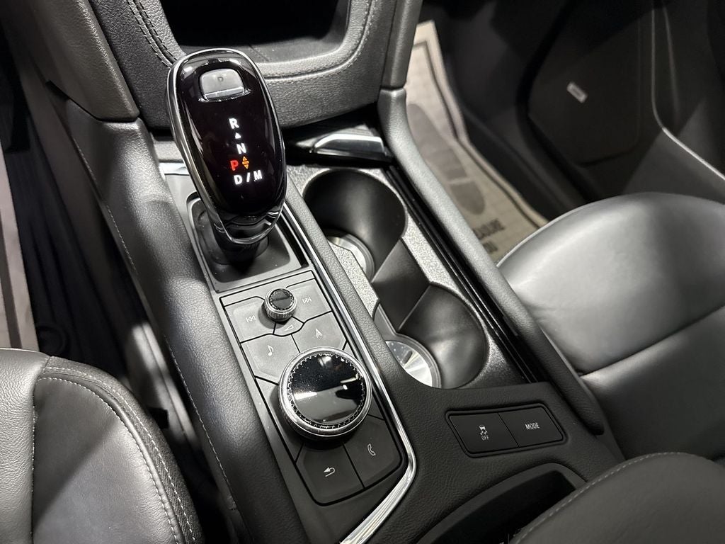 2024 Cadillac XT6 FWD Premium Luxury