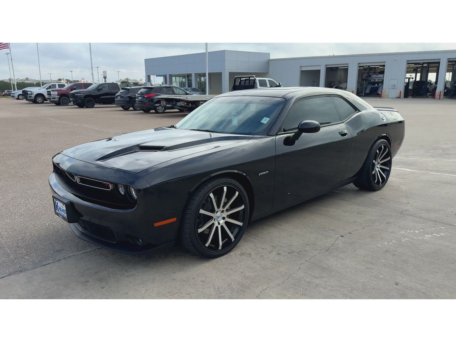 2015 Dodge Challenger R/T — photo 4