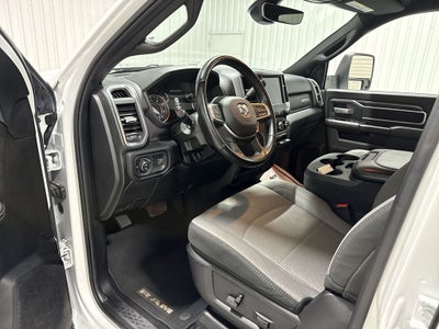 2024 RAM 3500 Big Horn Crew Cab 4x4 8' Box