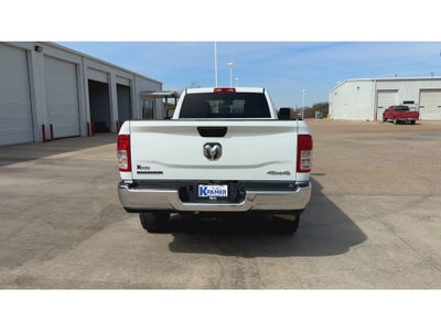 2024 RAM 3500 Big Horn Crew Cab 4x4 8' Box