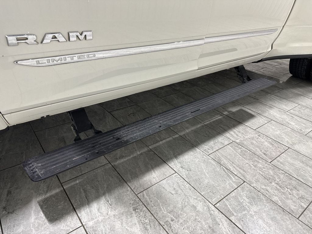 2021 RAM 3500 Limited Crew Cab 4x4 8' Box