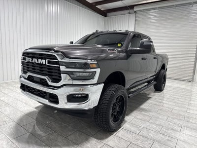 2025 RAM 2500 Tradesman Crew Cab 4x4 6'4' Box