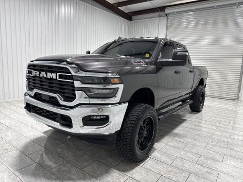2025 RAM 2500 Tradesman Crew Cab 4x4 6'4' Box