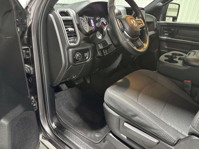 2025 RAM 2500 Tradesman Crew Cab 4x4 6'4' Box