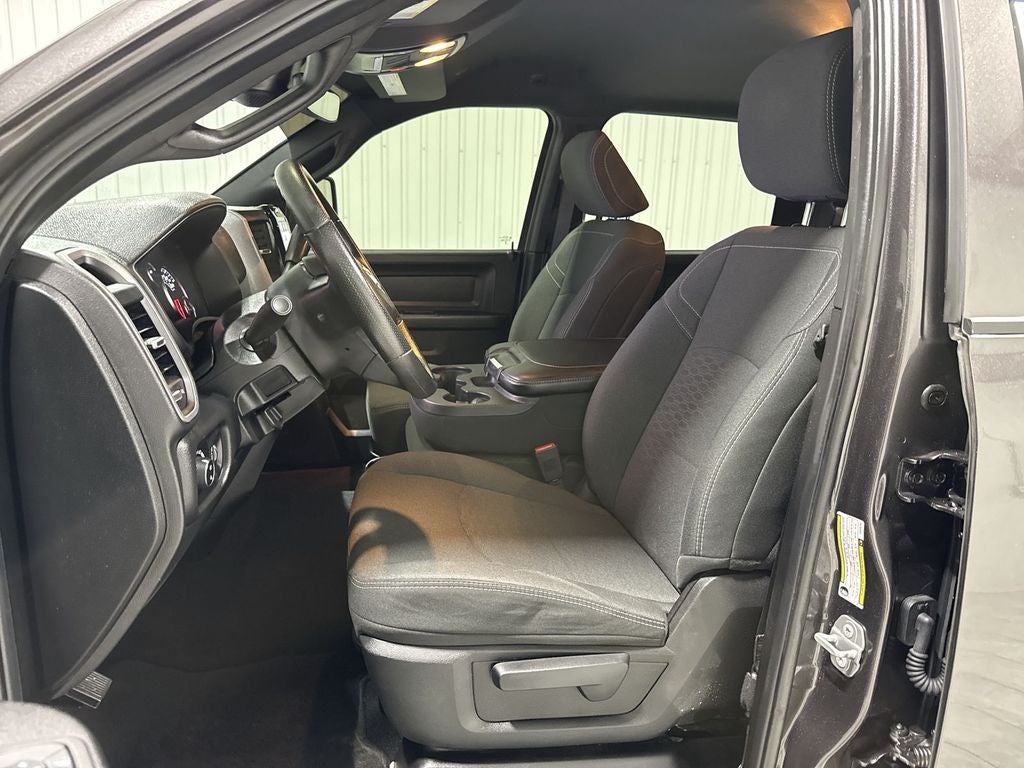 2025 RAM 2500 Tradesman Crew Cab 4x4 6'4' Box