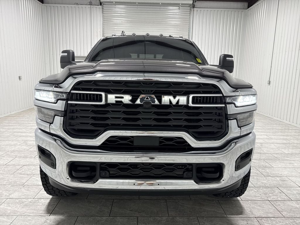 2025 RAM 2500 Tradesman Crew Cab 4x4 6'4' Box