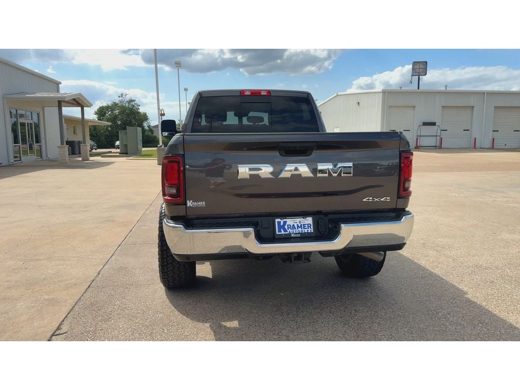 2025 RAM 2500 Tradesman Crew Cab 4x4 6'4' Box