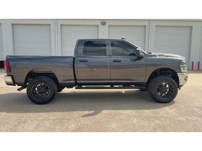 2025 RAM 2500 Tradesman Crew Cab 4x4 6'4' Box