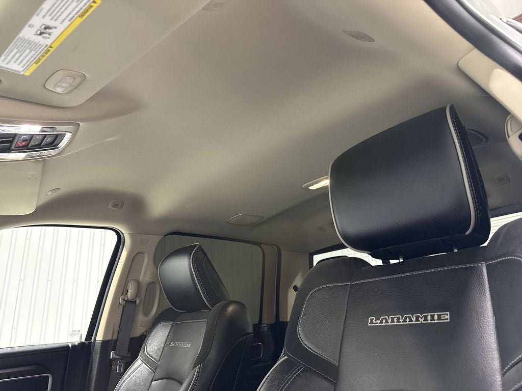 2022 RAM 2500 Laramie Crew Cab 4x4 6'4' Box