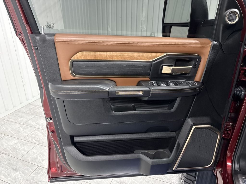 2023 RAM 2500 Limited Longhorn Crew Cab 4x4 6'4' Box