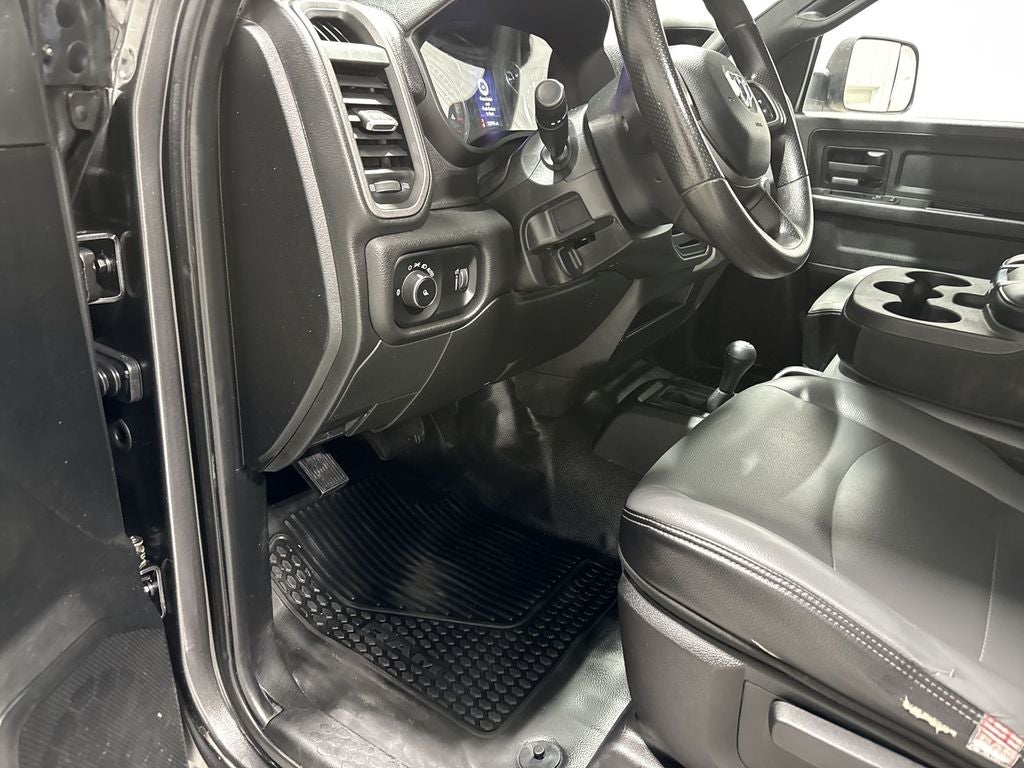 2022 RAM 2500 Tradesman Crew Cab 4x4 8' Box