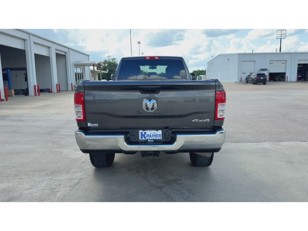 2022 RAM 2500 Tradesman Crew Cab 4x4 8' Box