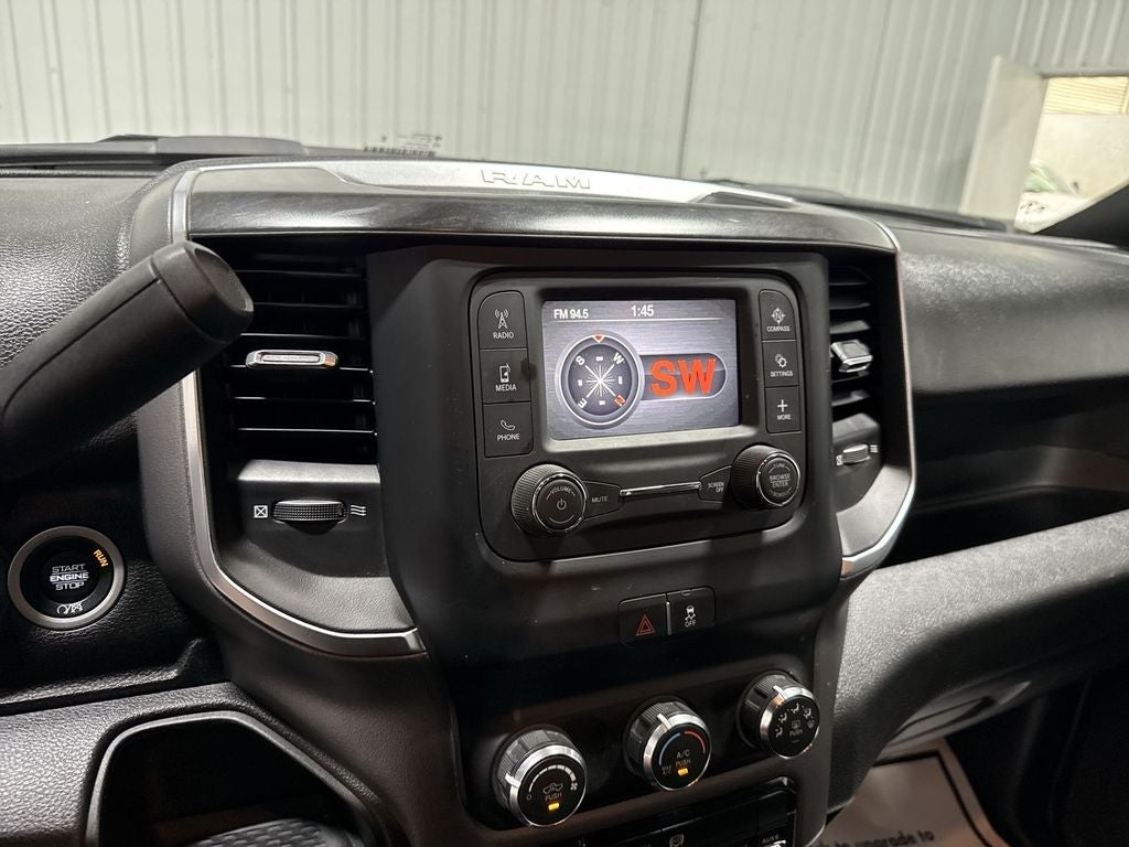 2024 RAM 3500 Chassis Tradesman/SLT/Laramie/Limited