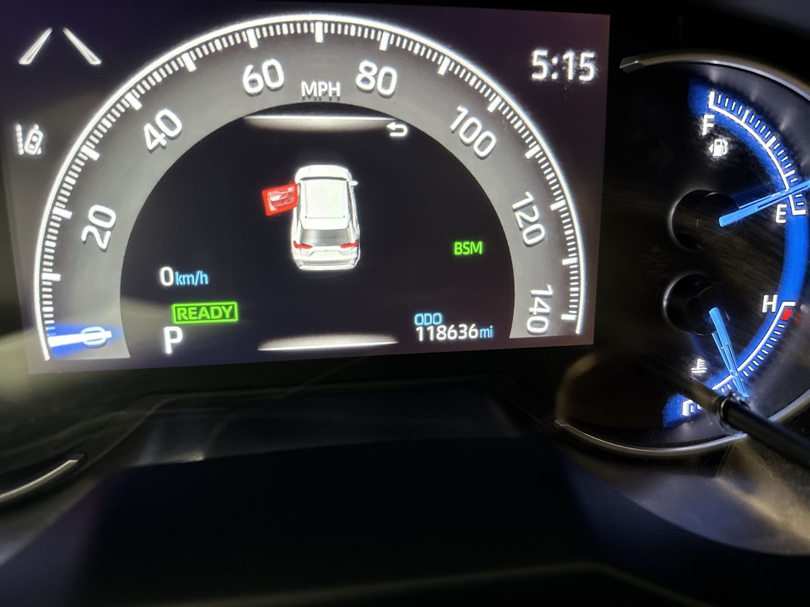 2022 Toyota RAV4 Hybrid Hybrid XSE — photo 12