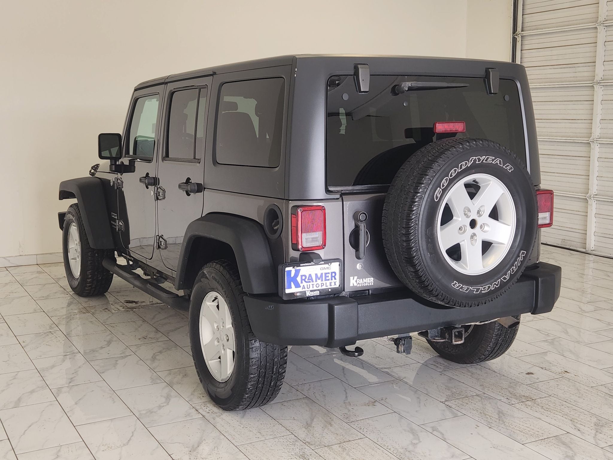 2018 Jeep Wrangler JK Unlimited Sport S 4x4 — photo 7