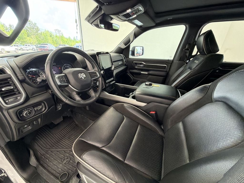 2023 RAM 1500 Laramie Crew Cab 4x4 5'7" Box