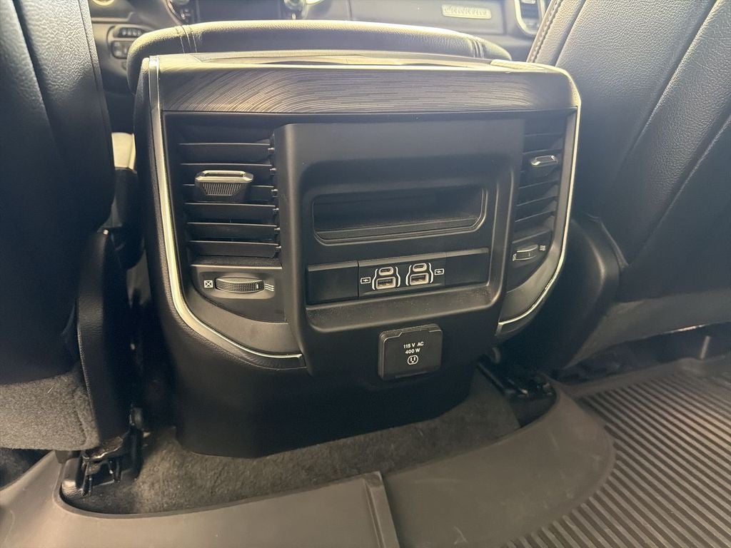 2023 RAM 1500 Laramie Crew Cab 4x4 5'7" Box