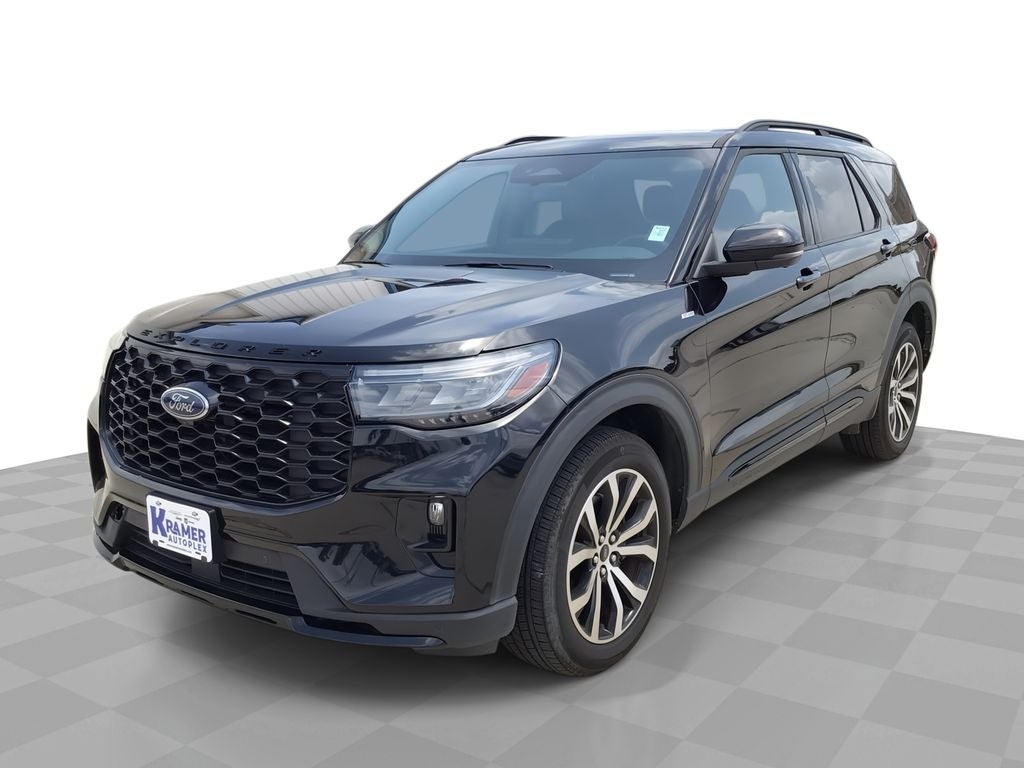 2025 Ford Explorer ST-LINE 4WD (PL535)'s photo