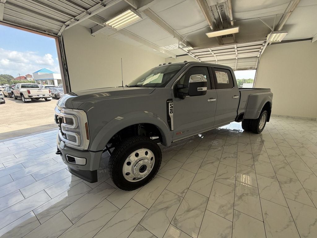 2026 Ford F-450 Platinum 4x4 Crew Cab 8' Box DRW's photo