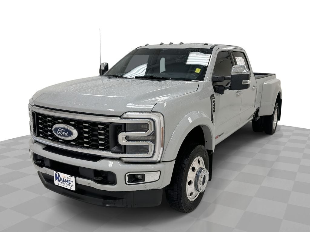 2026 Ford F-450 Platinum 4x4 Crew Cab 8' Box DRW's photo