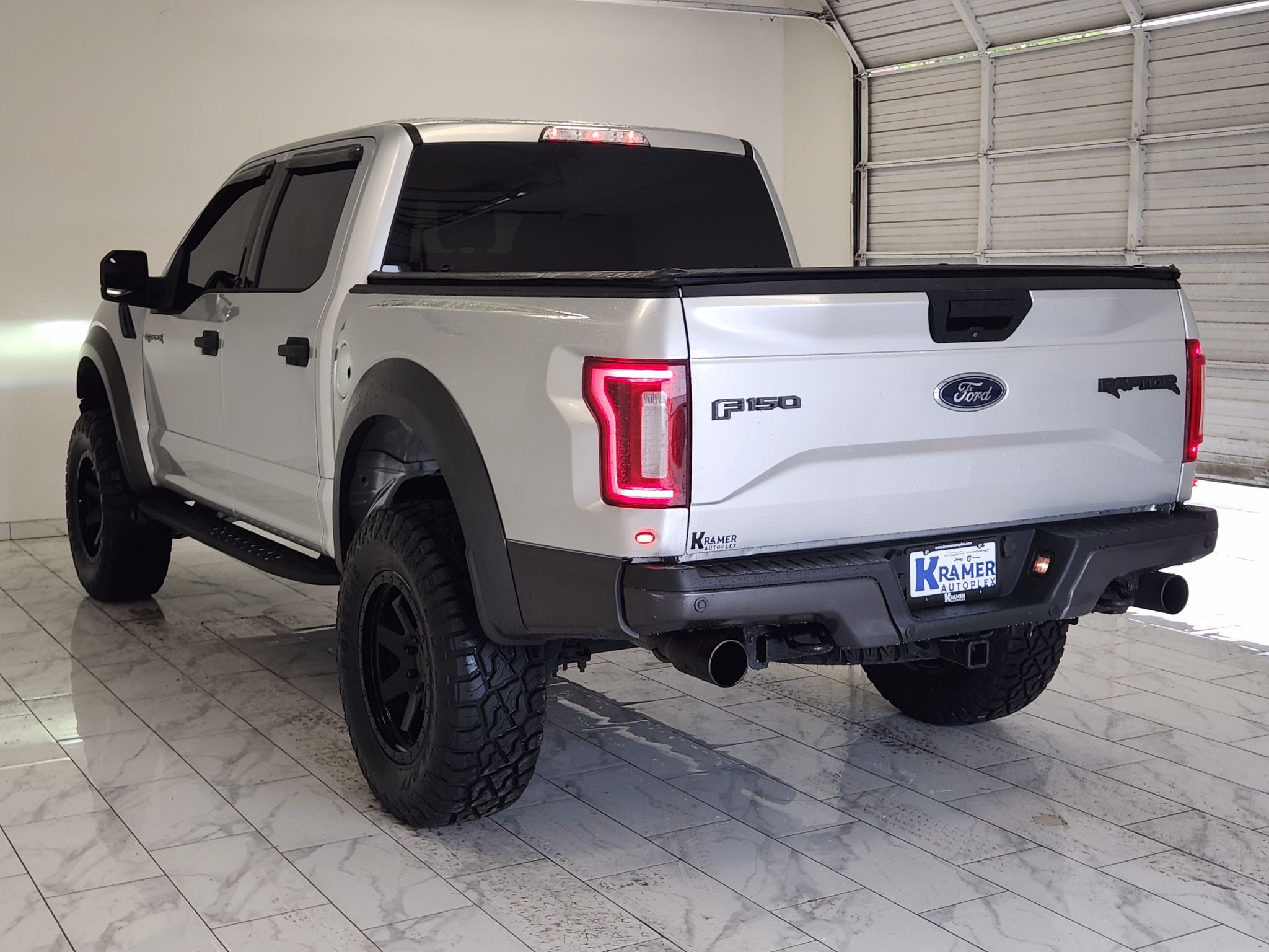 2017 Ford F-150 Raptor — photo 7