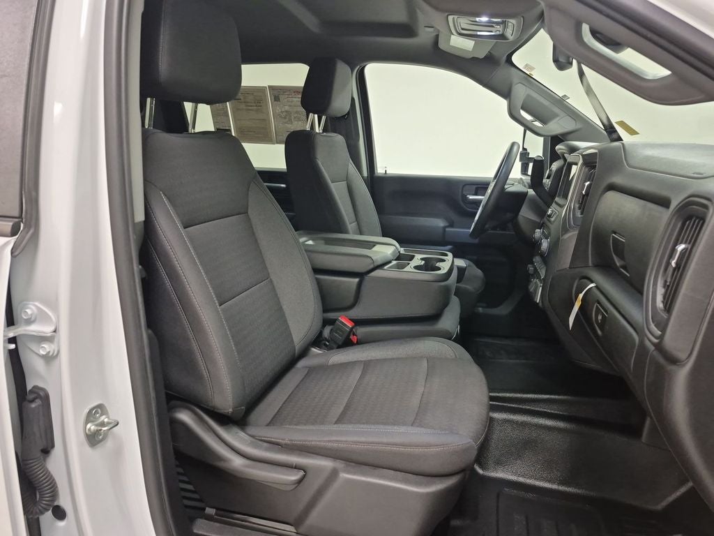 2025 Chevrolet Silverado 3500 HD WT