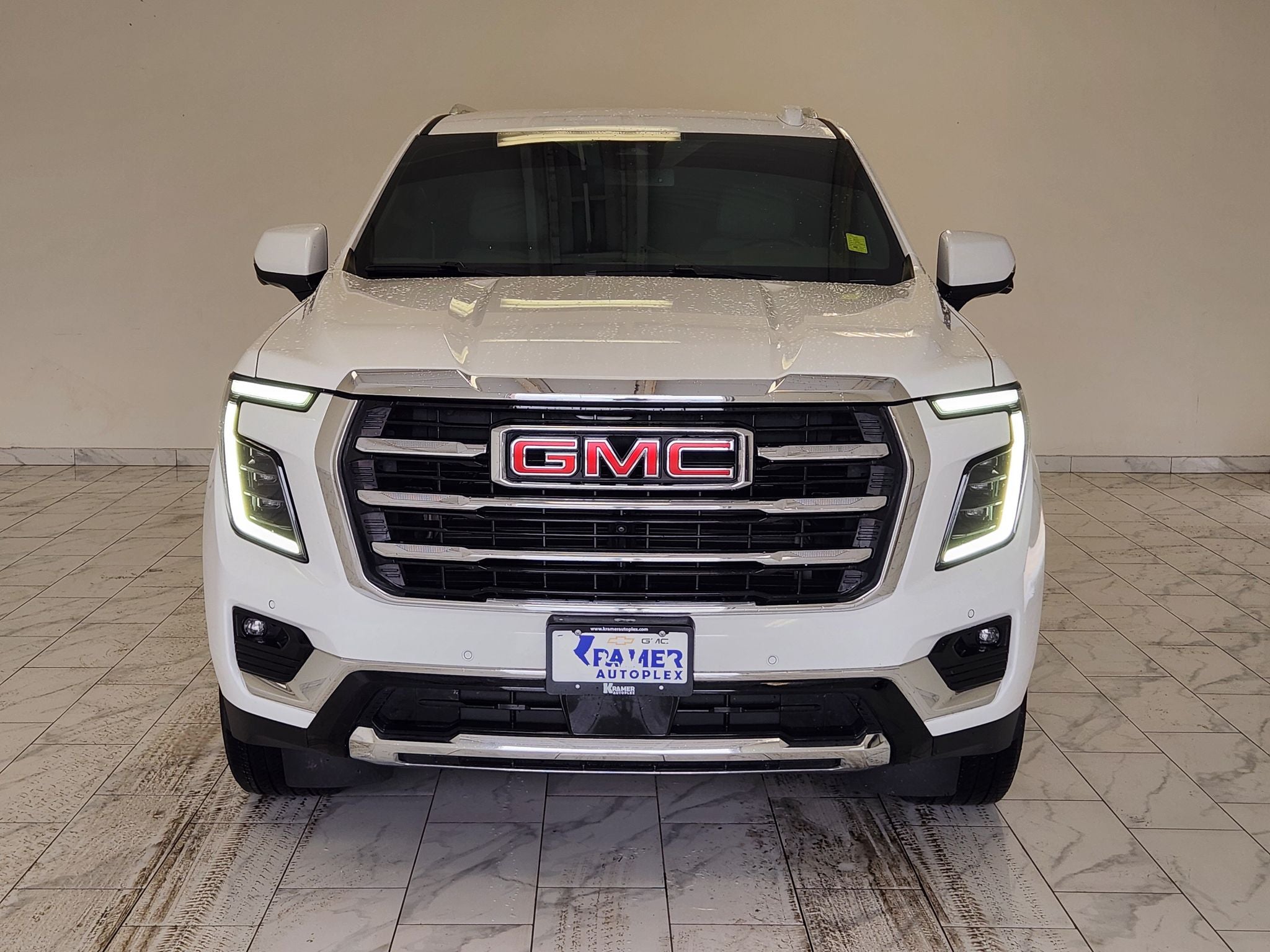 2025 GMC Yukon XL Elevation — photo 2