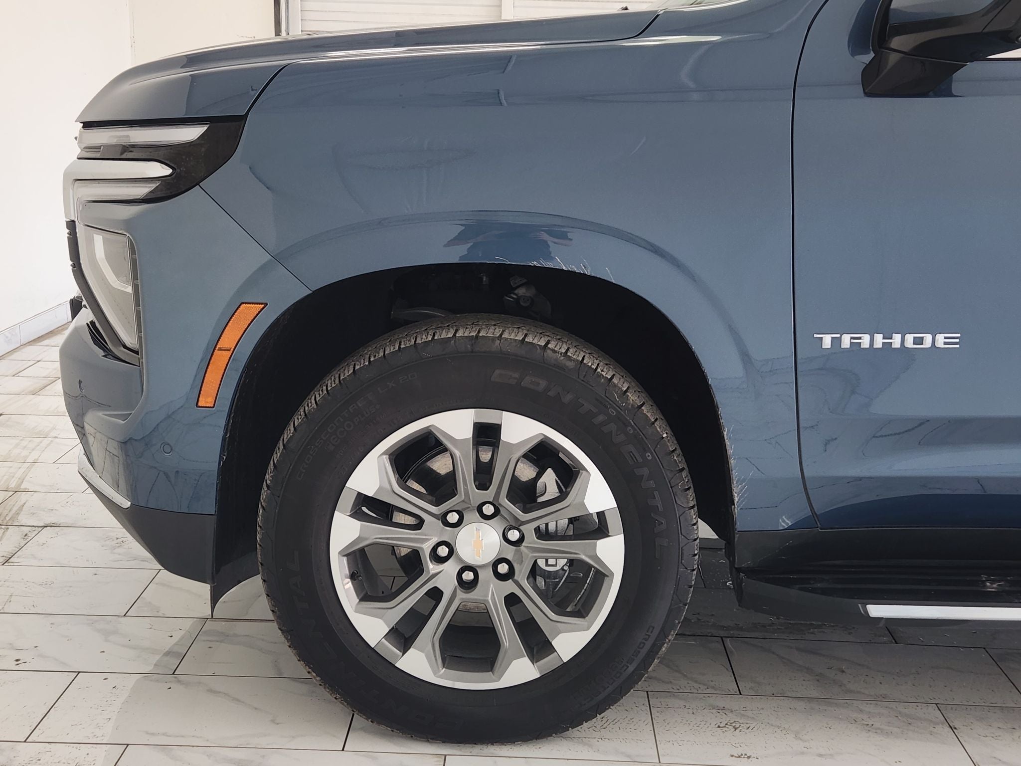 2025 Chevrolet Tahoe LS — photo 8