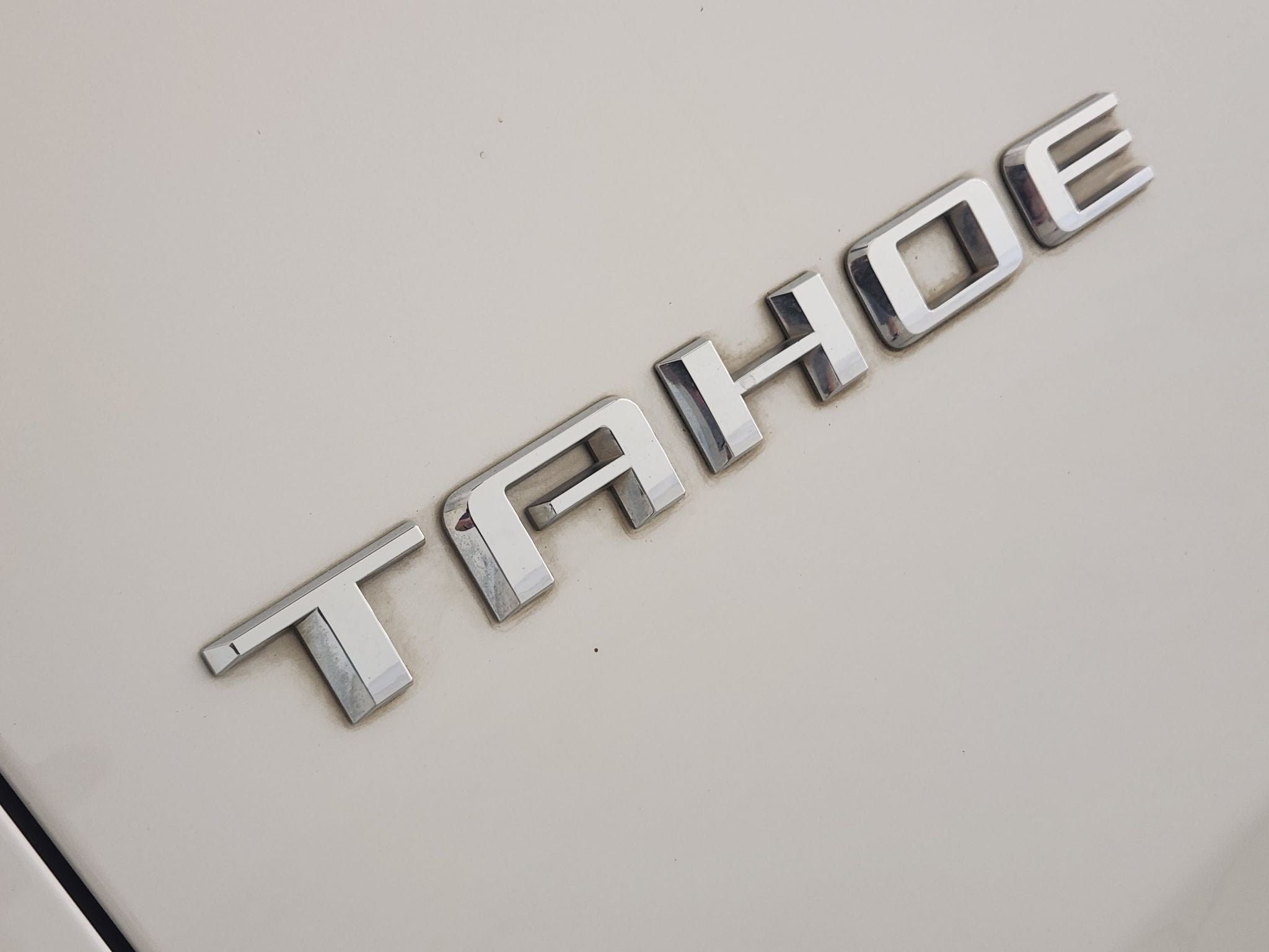 2022 Chevrolet Tahoe LT — photo 11