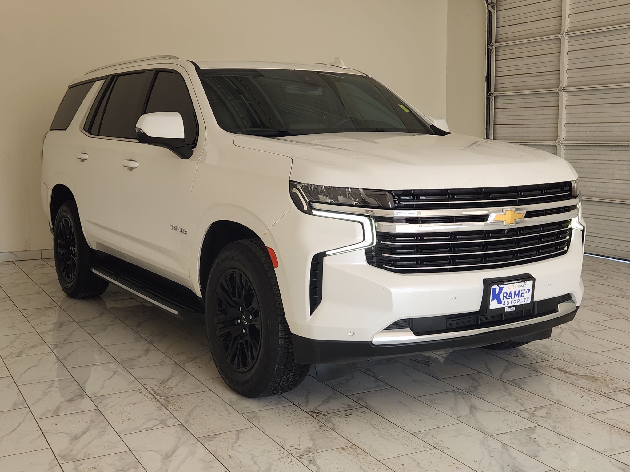 2022 Chevrolet Tahoe LT — photo 3