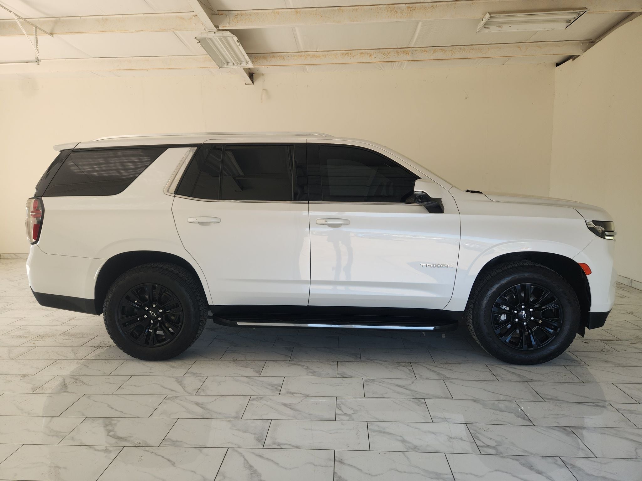 2022 Chevrolet Tahoe LT — photo 4